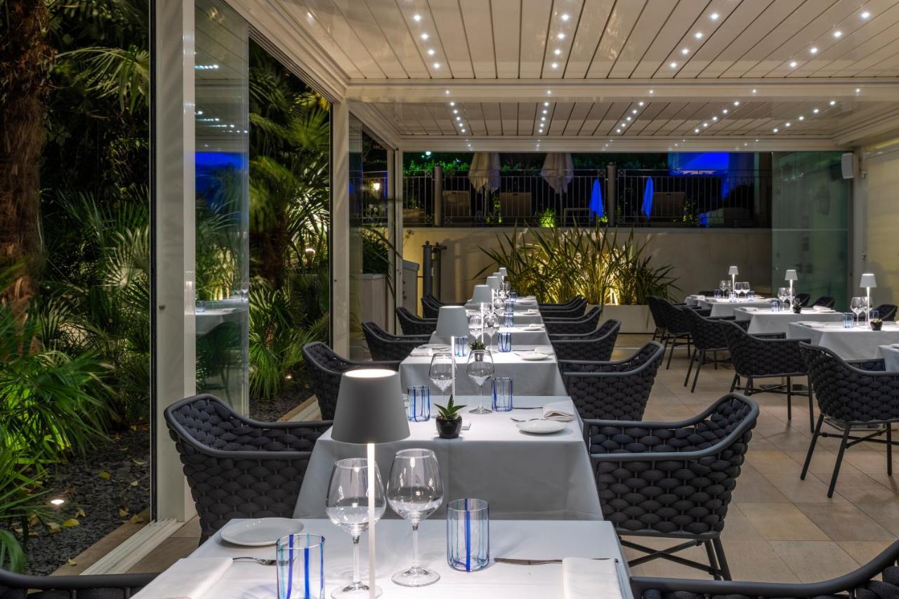Villa Rosa Hotel Desenzano Desenzano del Garda Ngoại thất bức ảnh