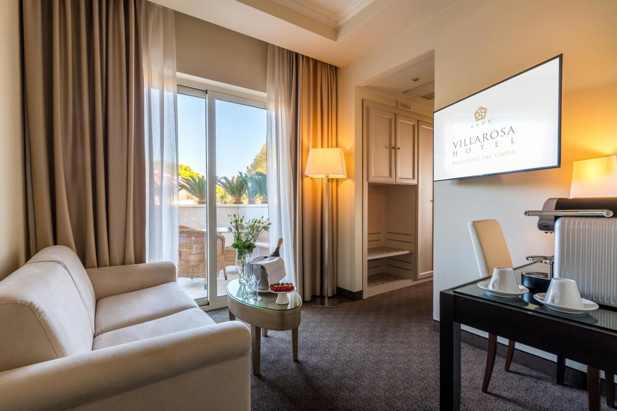 Villa Rosa Hotel Desenzano Desenzano del Garda Ngoại thất bức ảnh
