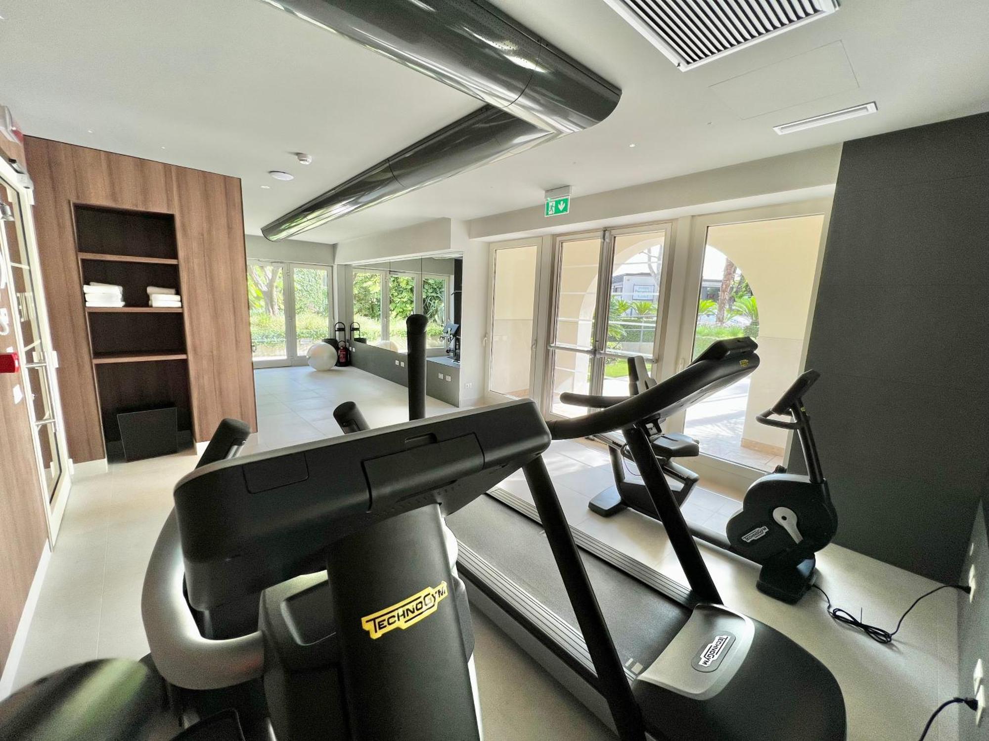 Villa Rosa Hotel Desenzano Desenzano del Garda Ngoại thất bức ảnh