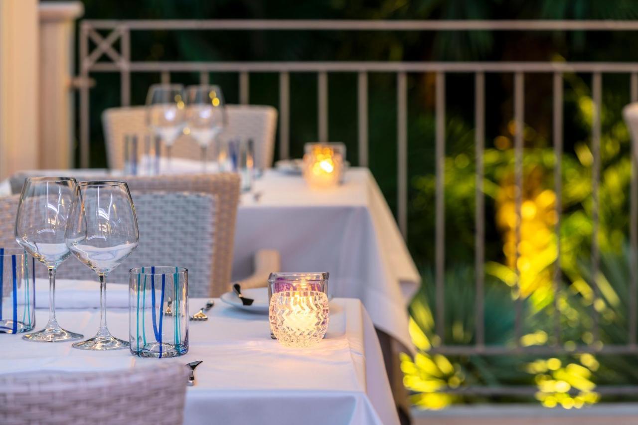 Villa Rosa Hotel Desenzano Desenzano del Garda Ngoại thất bức ảnh
