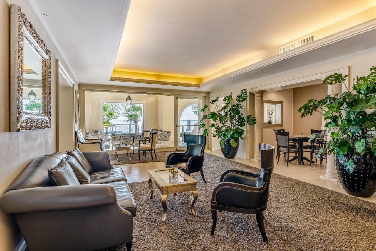 Villa Rosa Hotel Desenzano Desenzano del Garda Ngoại thất bức ảnh